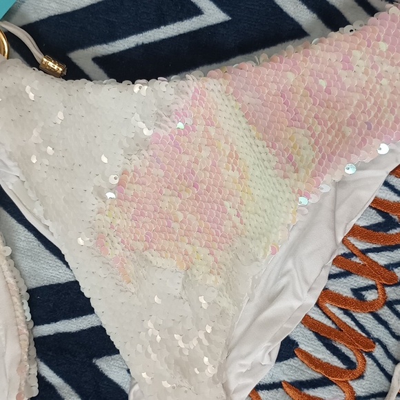 Beach Bunny Siren's Song XS Triangle Top Lg Skimpy Tie Side Bottom NWT - Picture 8 of 14